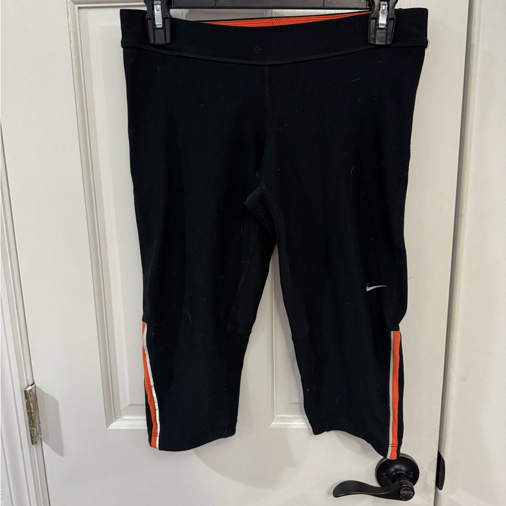 Nike Dri-FIT Capri Leggings - Black/Orange - Size M